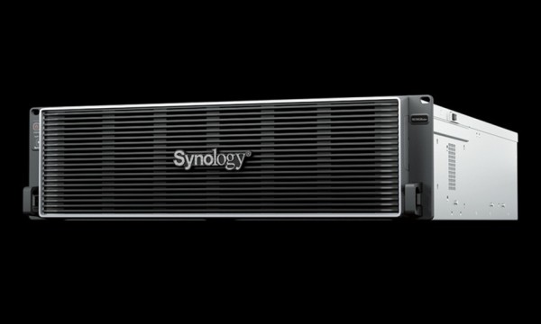 Synology PB級儲存解決方案RS11626xs+上市，滿足企業持續增長的容量與效能需求