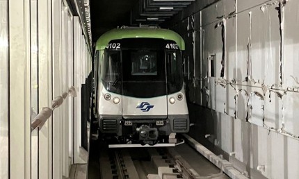 捷運萬大線主線測試再邁新里程碑，電聯車正式進入動態測試階段