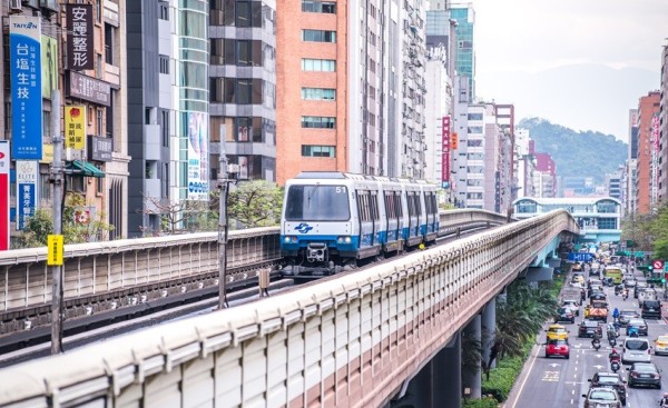 軌道重置的國際視野～從馬德里地鐵六號線看臺北捷運文湖線的轉型之路