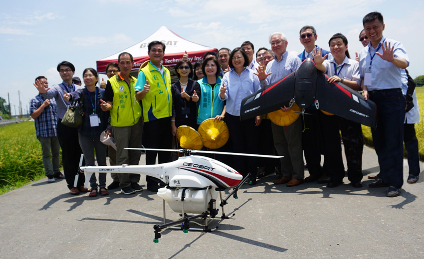 台灣正式邁入「無人機」精準農業與農噴應用元年
