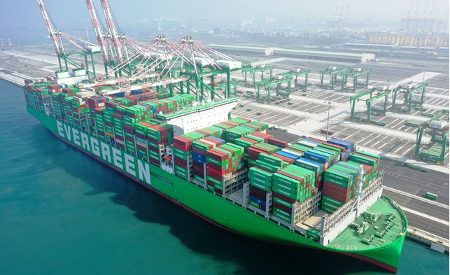 國內首座全自動化貨櫃碼頭　高雄港第七貨櫃中心正式啟用